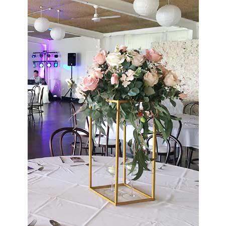Gold Stand centrepiece hq for hire